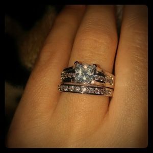 Engagement ring set princess cut